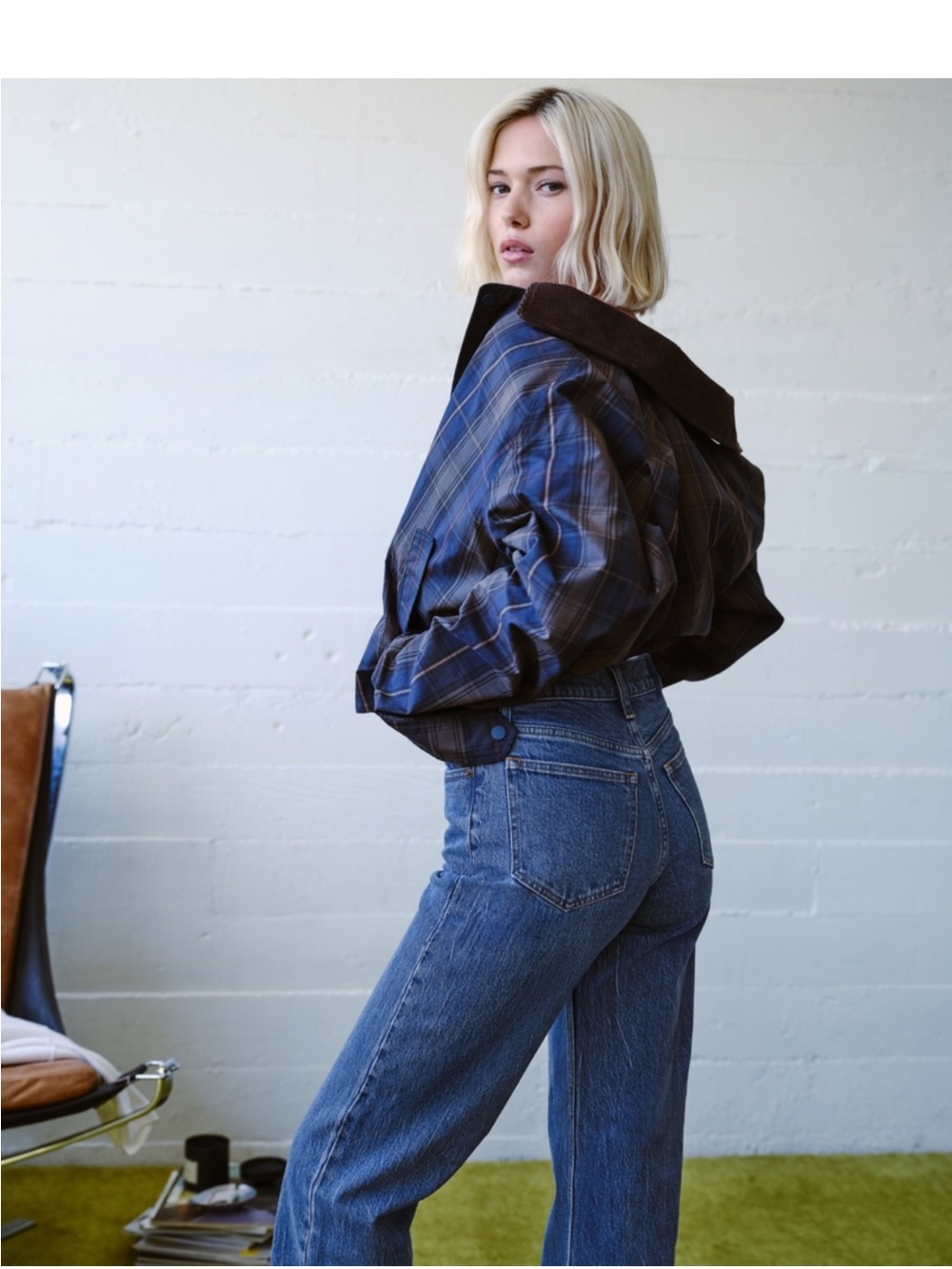 NWT Abercrombie & Fitch High Rise 90s Relaxed Jean Size 28 - Picture 5 of 7